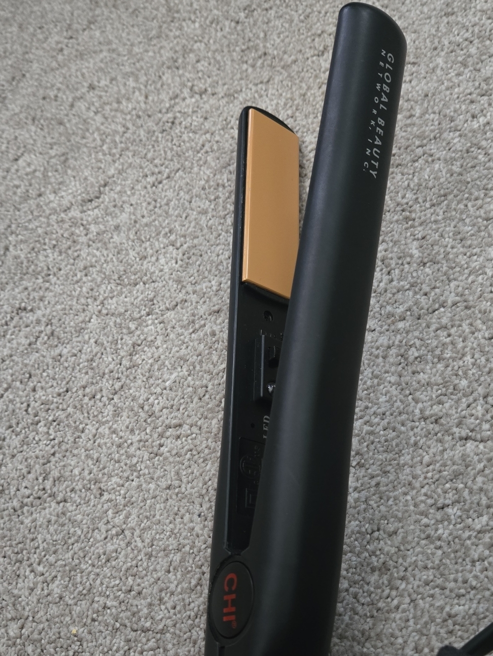 Chi global beauty Black and Gold Hair Straightener Flat Iron.